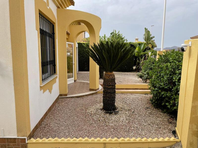 2 Cuarto Villa en venta