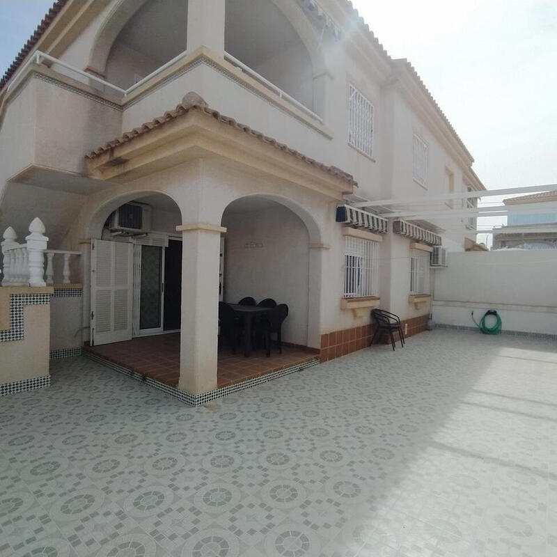 2 bedroom Villa for sale