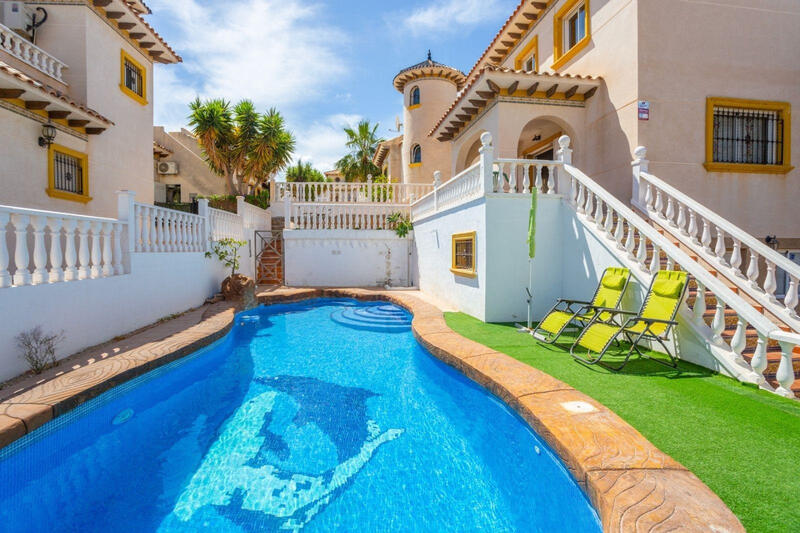 4 bedroom Villa for sale