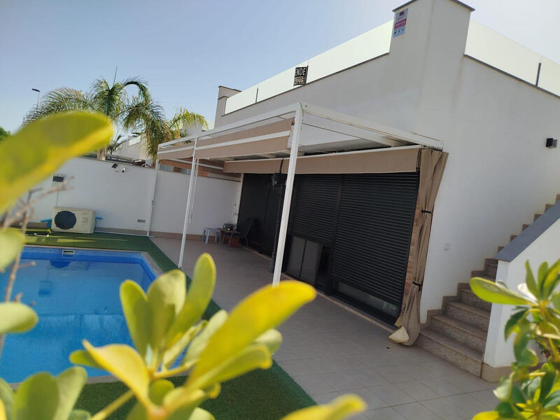 2 bedroom Villa for sale