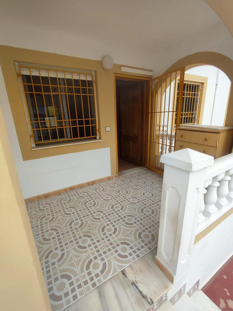 2 Cuarto Villa en venta