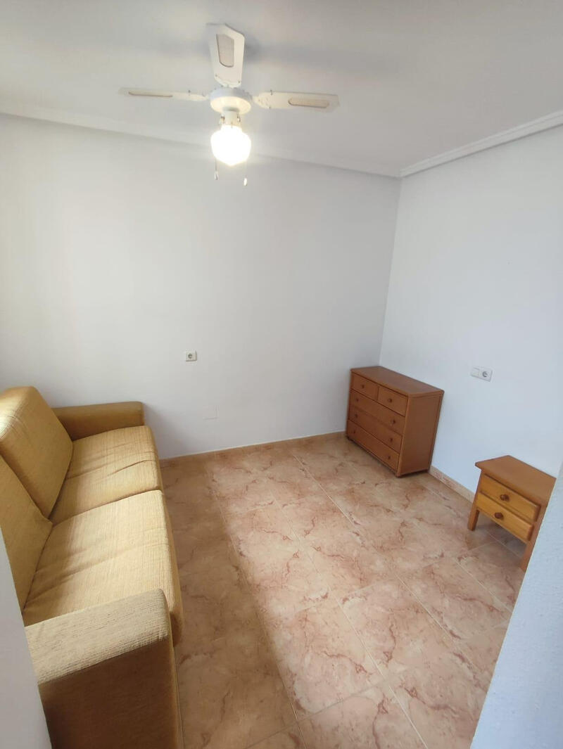 2 Cuarto Villa en venta