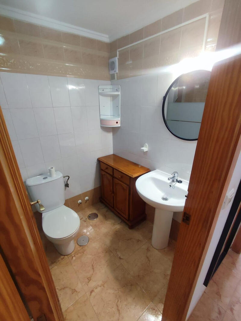 2 Cuarto Villa en venta