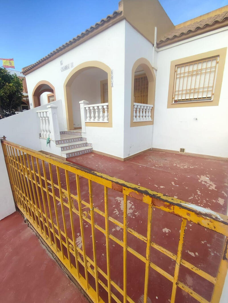 2 Cuarto Villa en venta