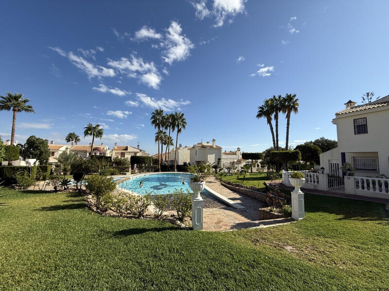 Appartement zu verkaufen in Torrevieja, Alicante