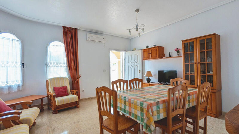 3 Cuarto Villa en venta