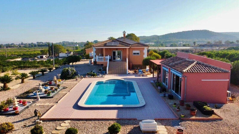 Villa til salg i Benejuzar, Alicante