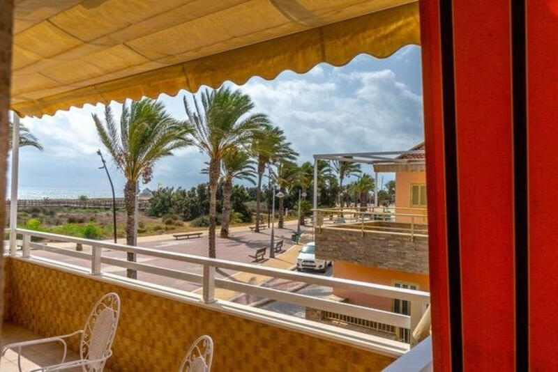 Villa en venta en San Pedro del Pinatar, Murcia