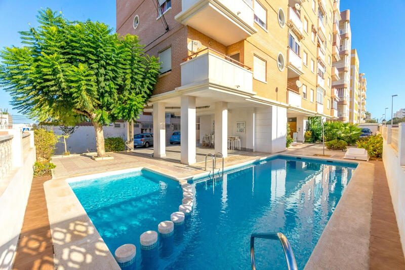 3 bedroom Apartment for sale