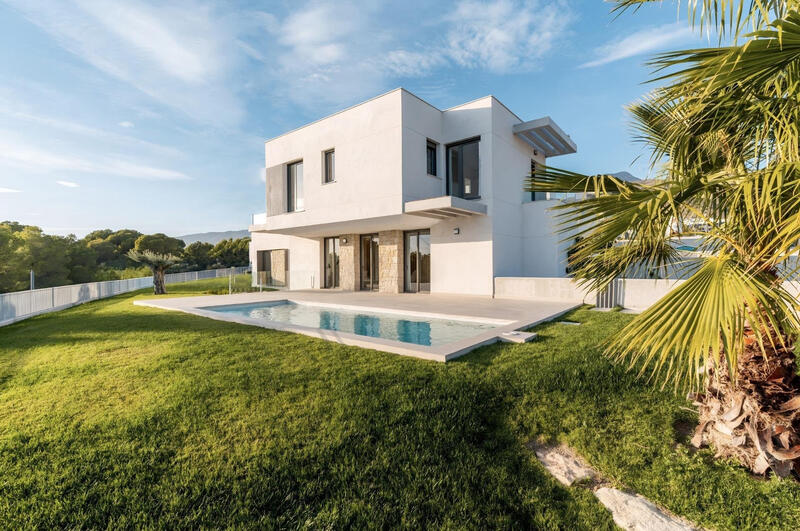 Villa en venta en Finestrat, Alicante