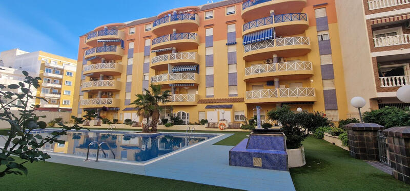 Apartamento en venta en Torrevieja, Alicante