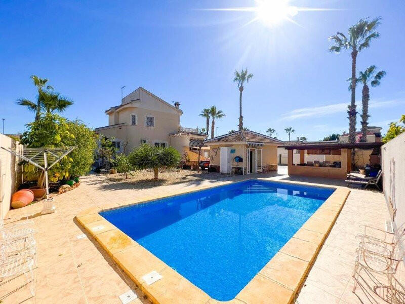 Villa til salgs i Ciudad Quesada, Alicante