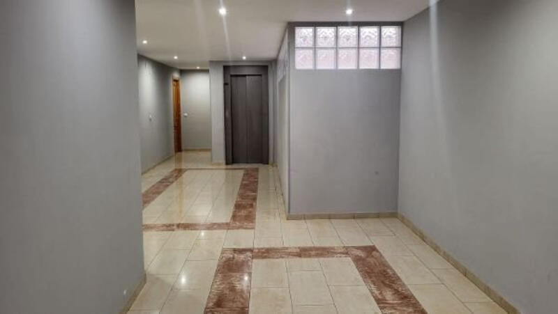 4 bedroom Apartment for sale