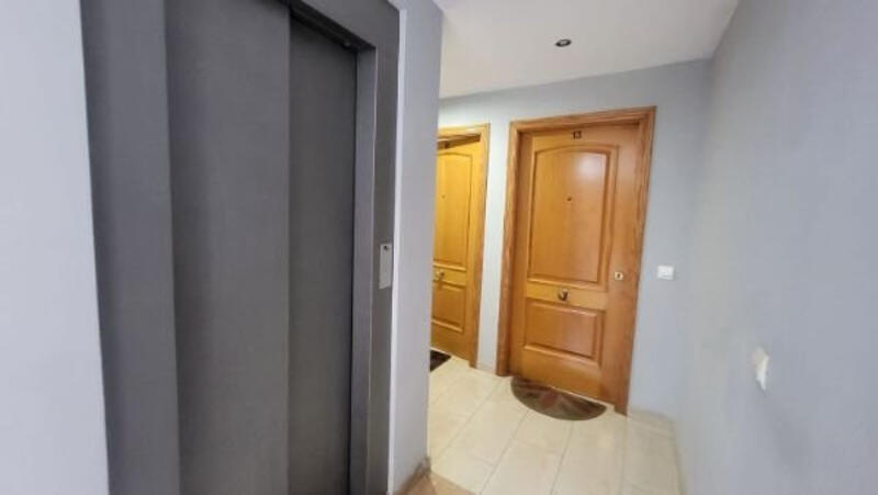 4 bedroom Apartment for sale