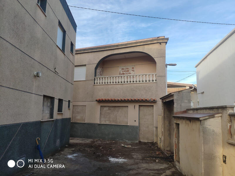 17 bedroom Land for sale