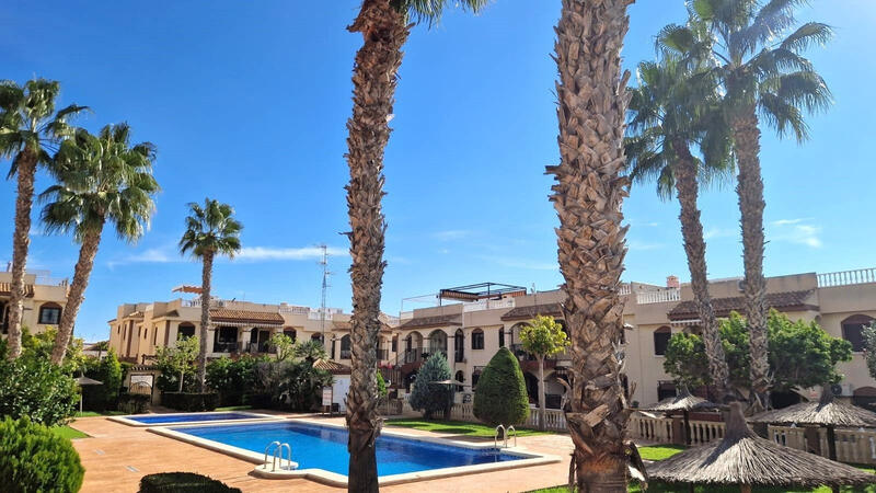 Villa till salu i Torrevieja, Alicante