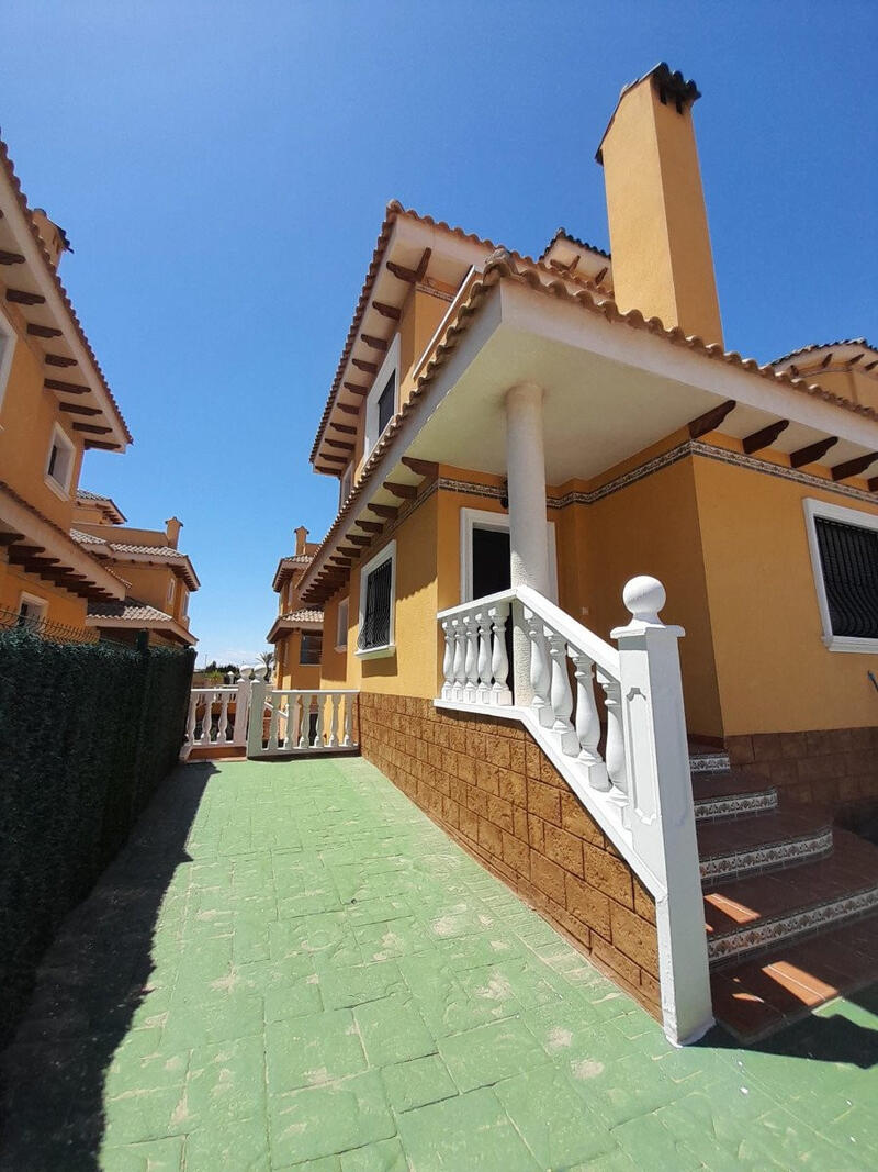 Villa en venta en Ciudad Quesada, Alicante