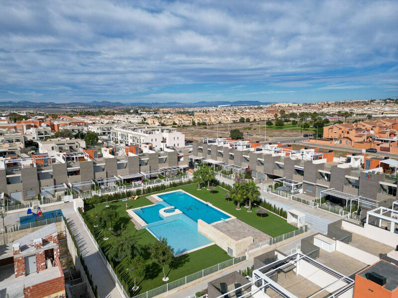 Apartment for sale in Torrevieja, Alicante