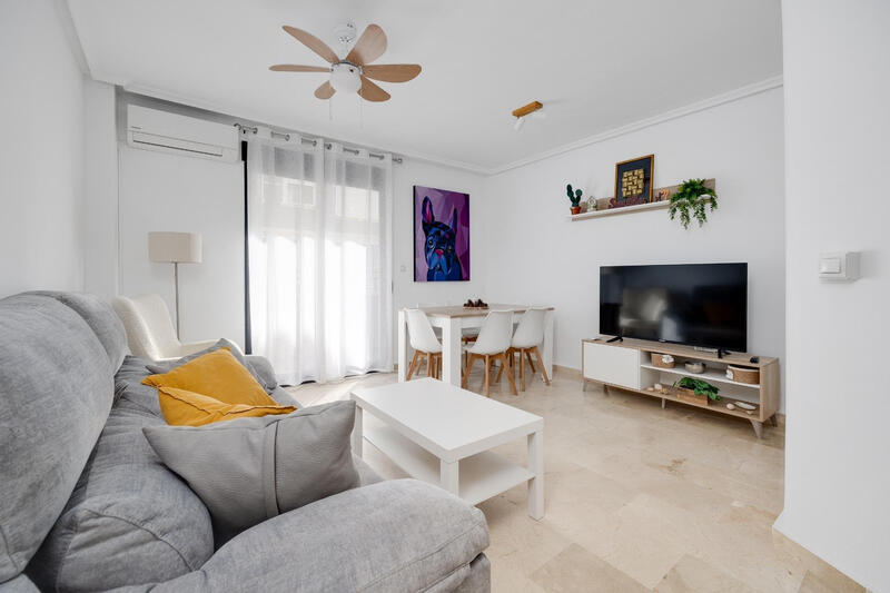 Apartamento en venta en Torrevieja, Alicante