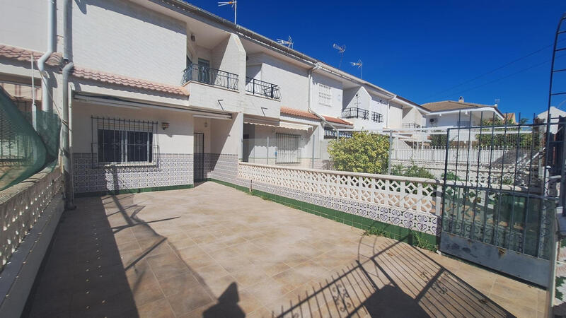 Stadthaus zu verkaufen in Torrevieja, Alicante