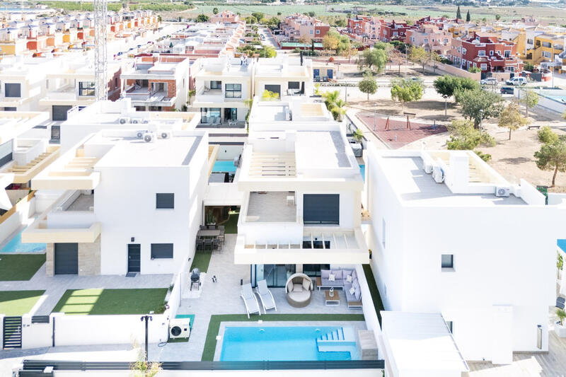 Villa zu verkaufen in Los Montesinos, Alicante