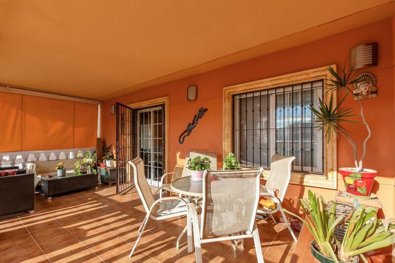 4 Cuarto Villa en venta