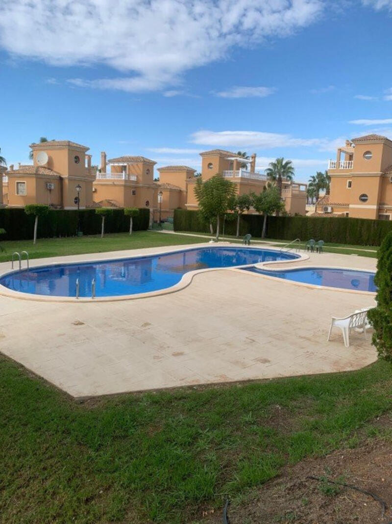 2 Cuarto Villa en venta