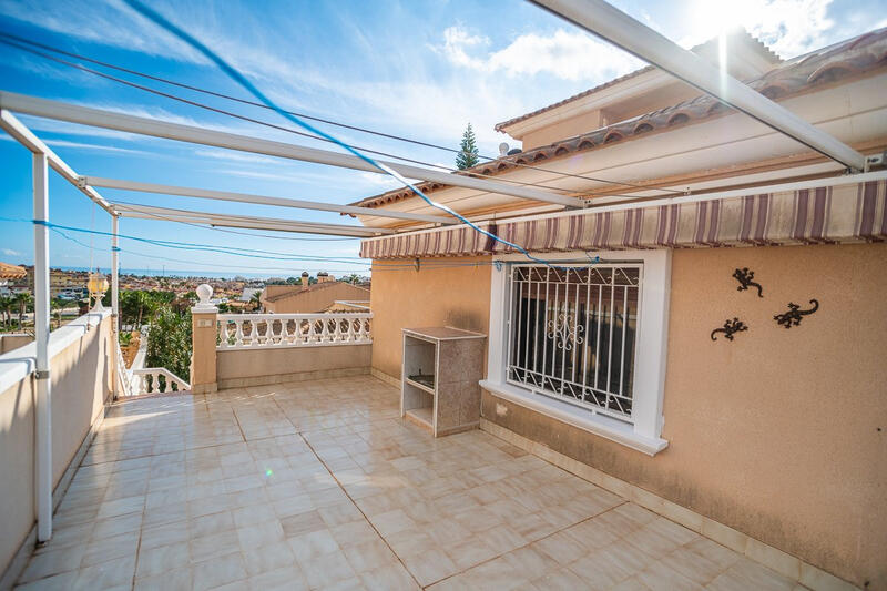 3 Cuarto Villa en venta