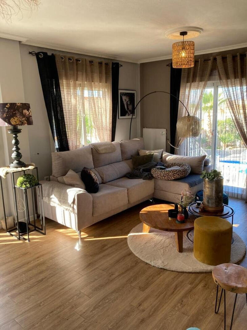 2 Schlafzimmer Villa zu verkaufen