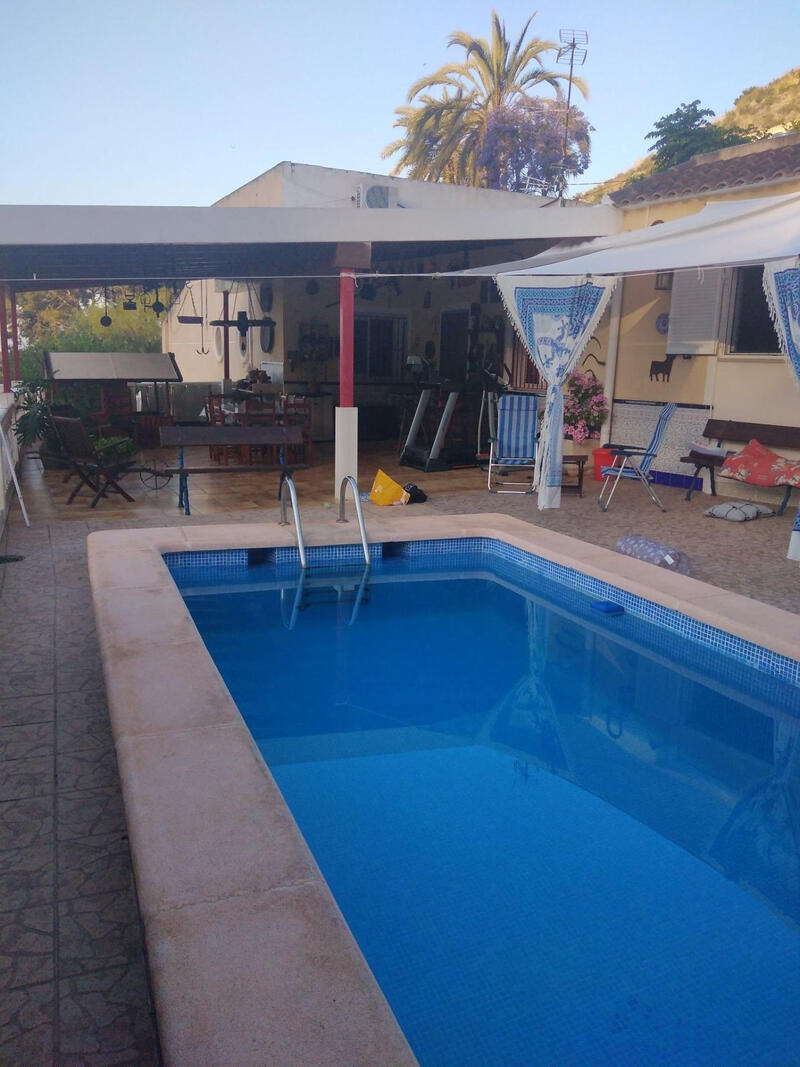 Villa til salgs i Orihuela, Alicante