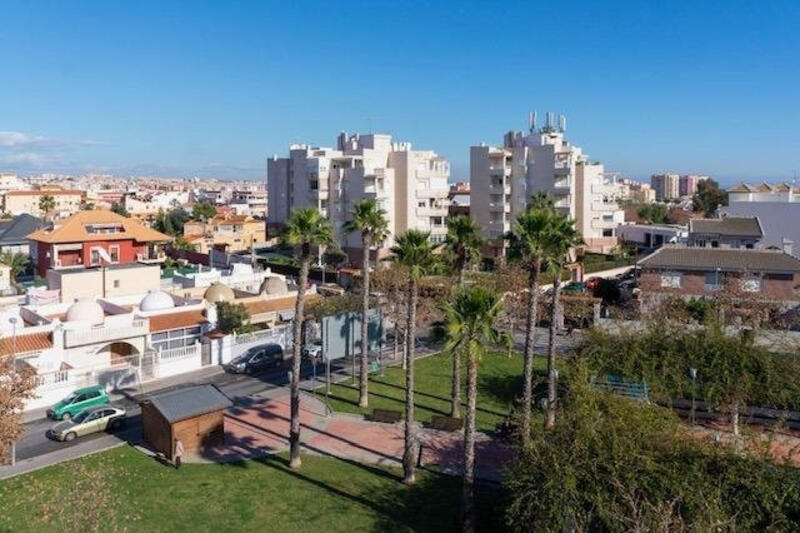 Leilighet til salgs i Torrevieja, Alicante