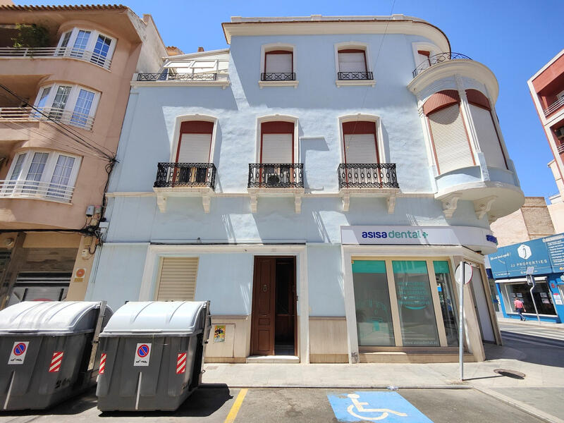 квартира продается в Torrevieja, Alicante