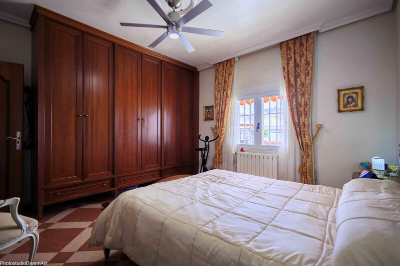 5 chambre Villa à vendre