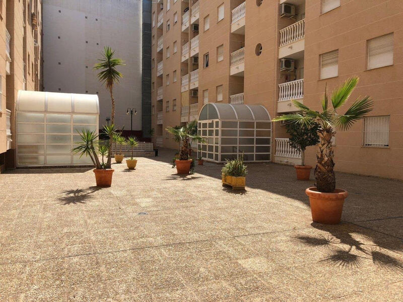 1 Cuarto Apartamento en venta