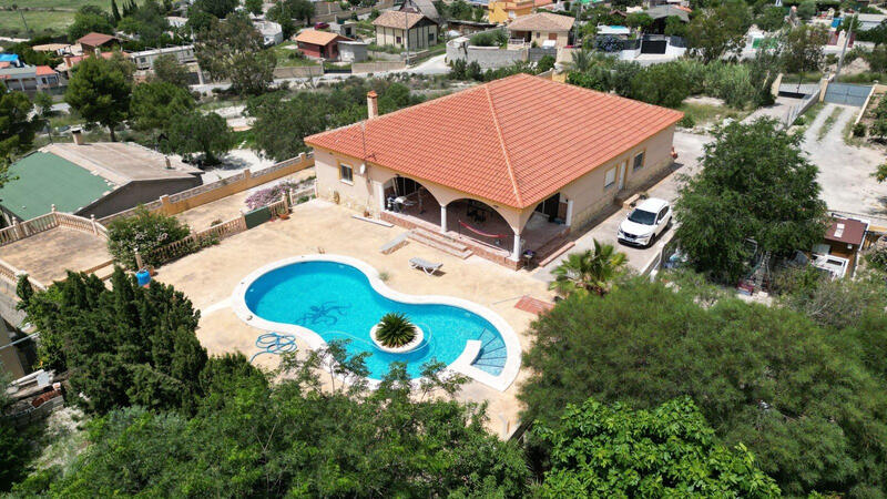 4 bedroom Villa for sale