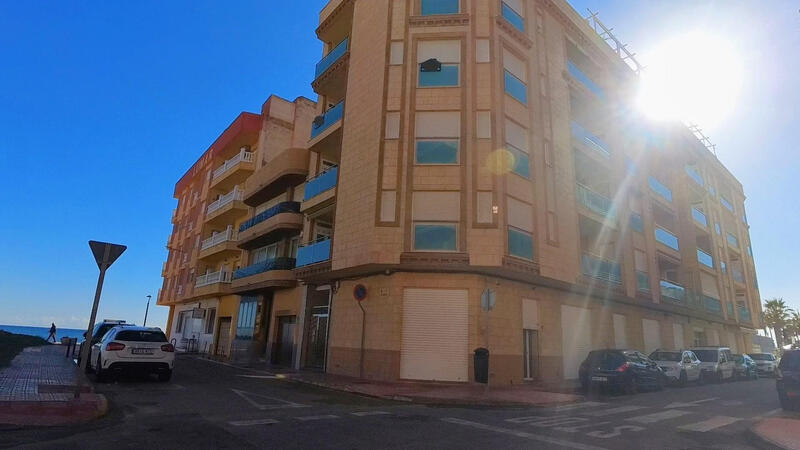 Duplex zu verkaufen in Torrevieja, Alicante