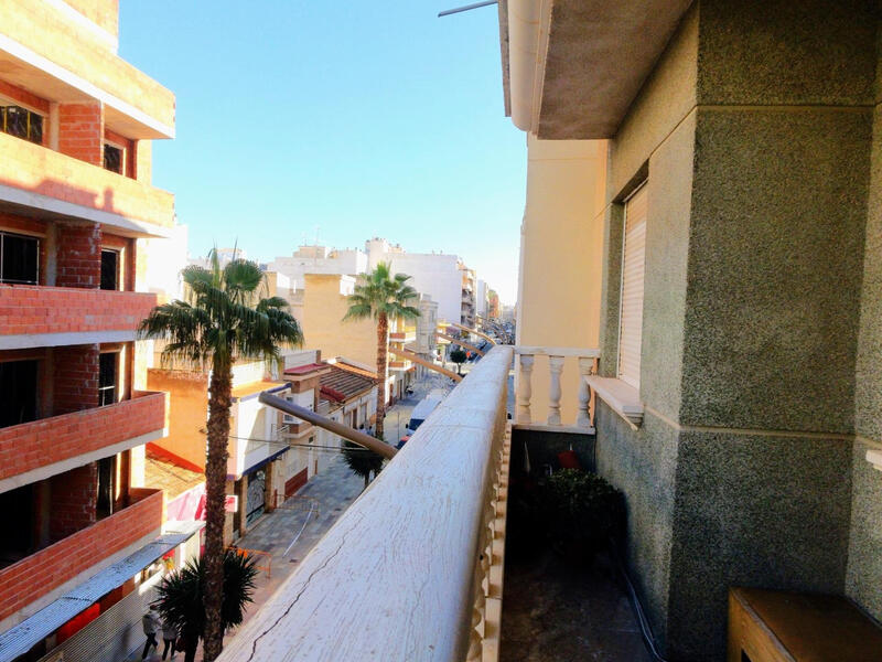 Appartement zu verkaufen in Torrevieja, Alicante