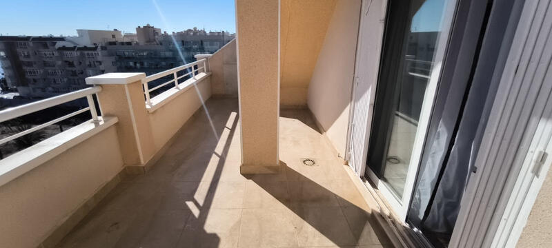 2 slaapkamer Appartement Te koop