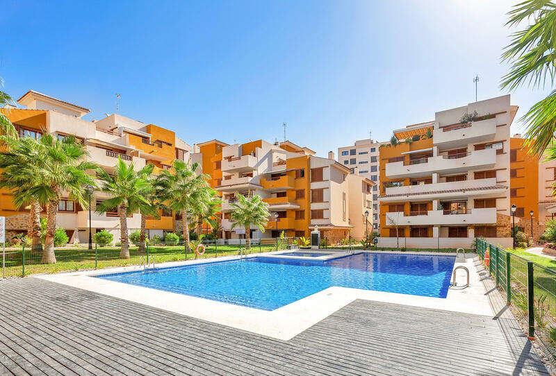 Apartment for sale in Torrevieja, Alicante