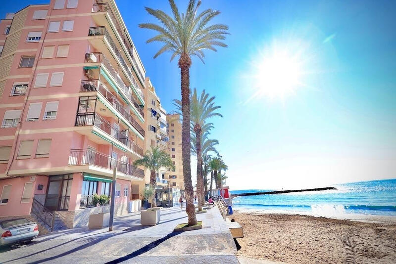 Lägenhet till salu i Torrevieja, Alicante