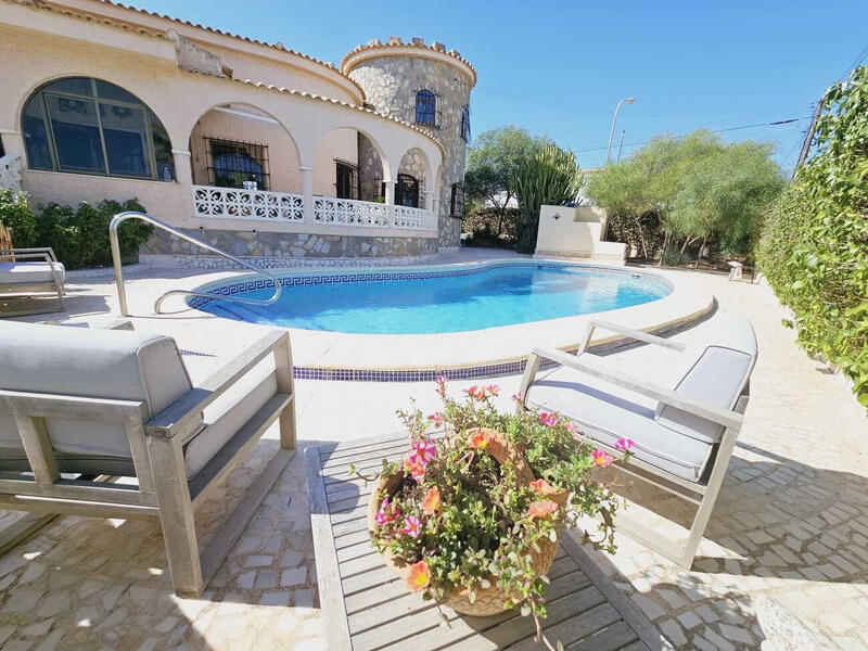 Villa à vendre dans Ciudad Quesada, Alicante