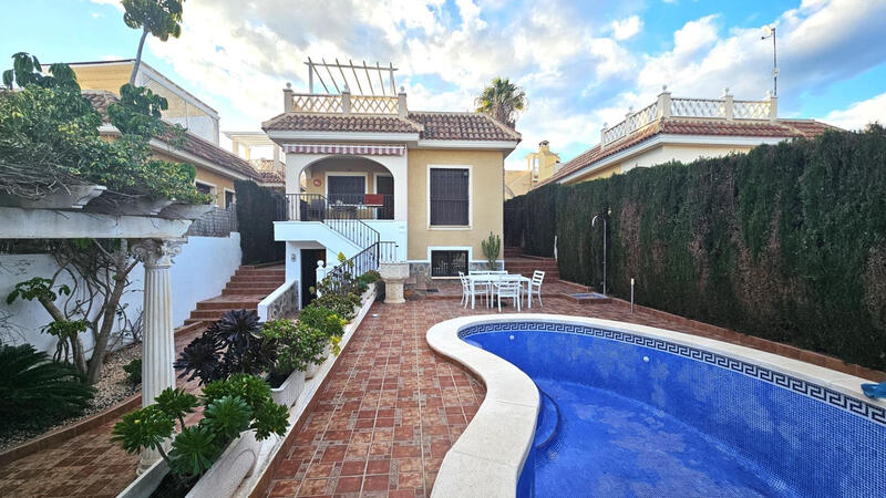 Villa zu verkaufen in Ciudad Quesada, Alicante