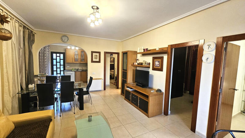 4 Cuarto Villa en venta