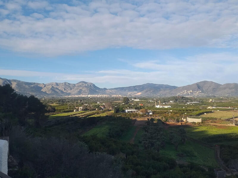 Rekkehus til salgs i Torrevieja, Alicante