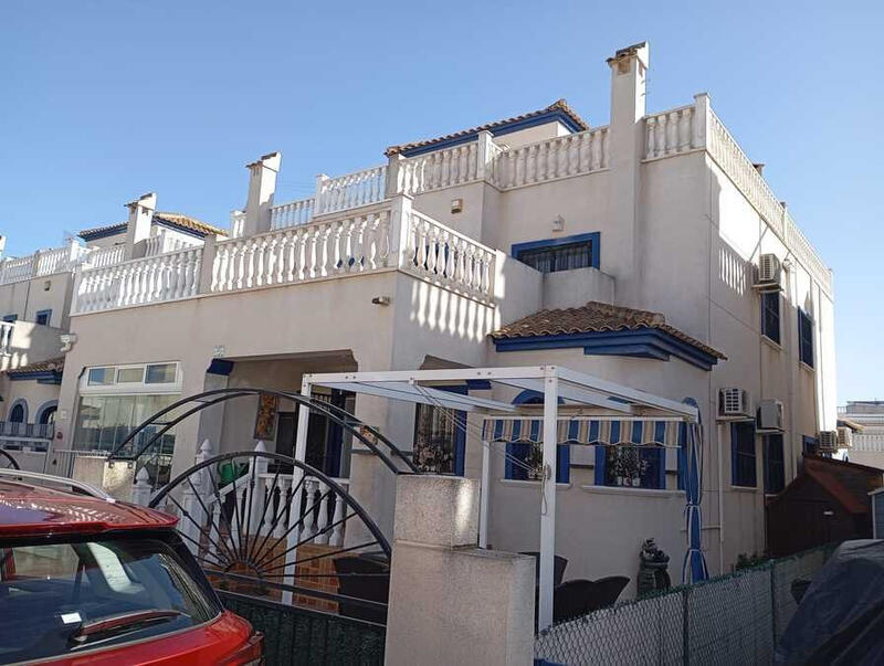 Duplex zu verkaufen in Daya Vieja, Alicante