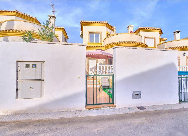 Villa à vendre dans Los Montesinos, Alicante