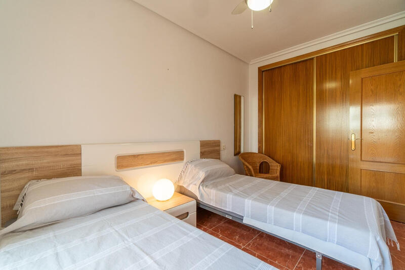 3 Schlafzimmer Stadthaus zu verkaufen