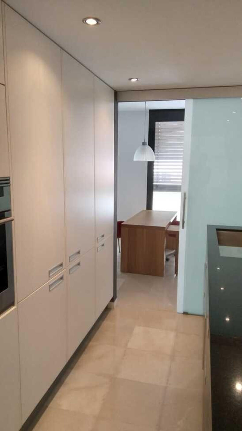 4 Cuarto Dúplex en venta