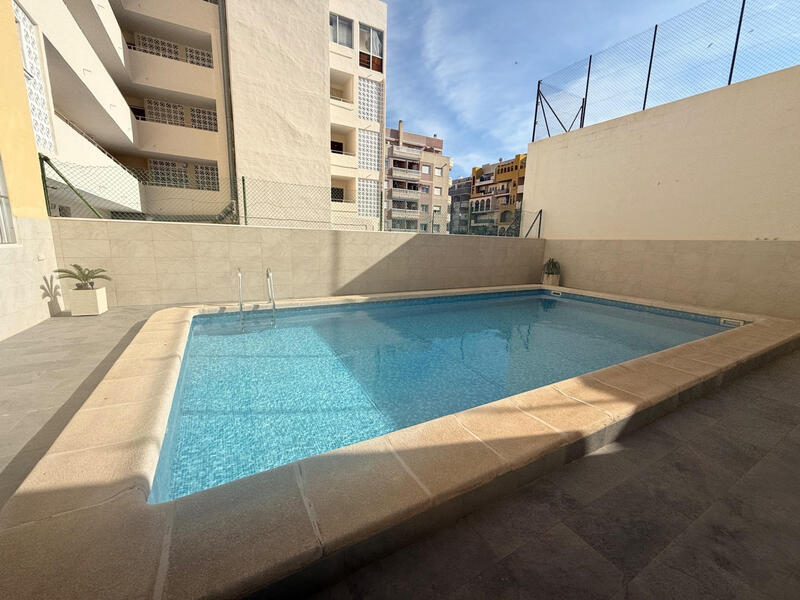 Appartement zu verkaufen in Torrevieja, Alicante