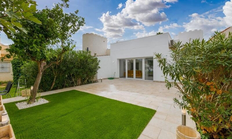 Villa à vendre dans Orihuela Costa, Alicante